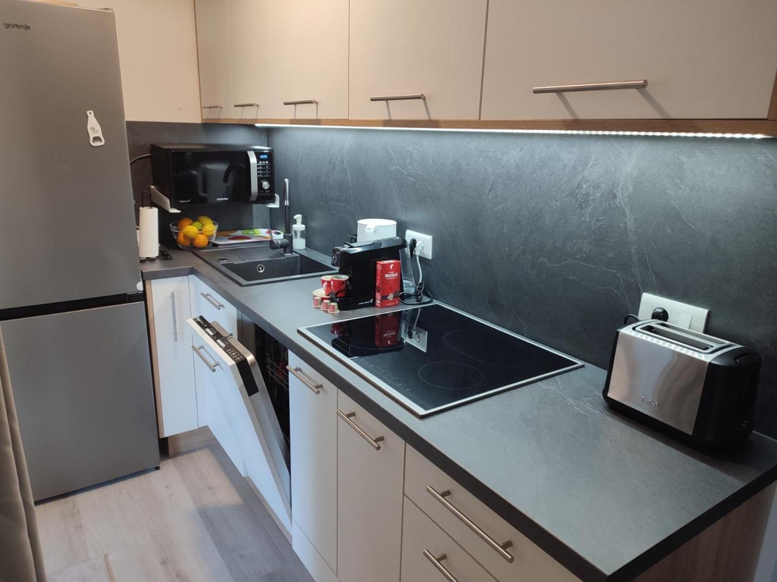 Oremore - Premium Mobile Home - Oaza Mira Camping, Drage Exterior photo